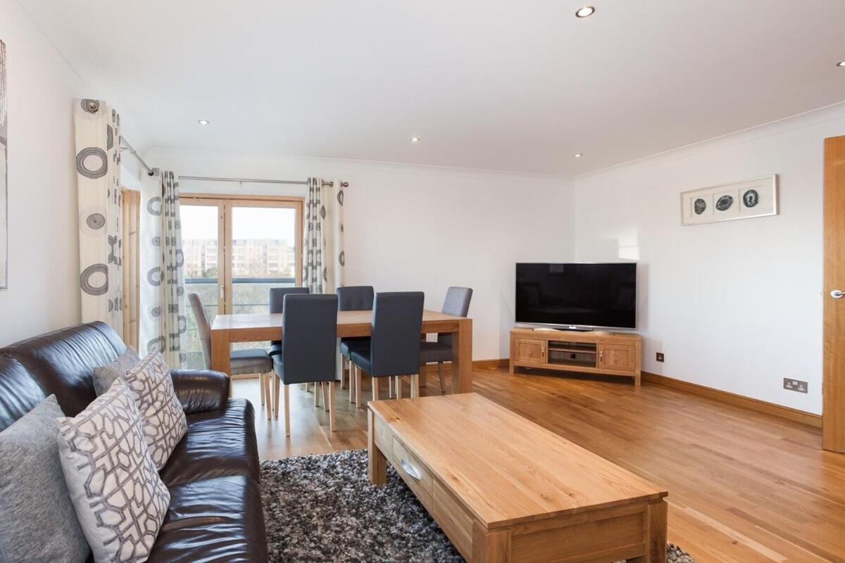 Executive 3 Bed Apartment Aberdeen Esterno foto