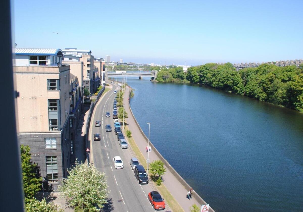 Executive 3 Bed Apartment Aberdeen Esterno foto