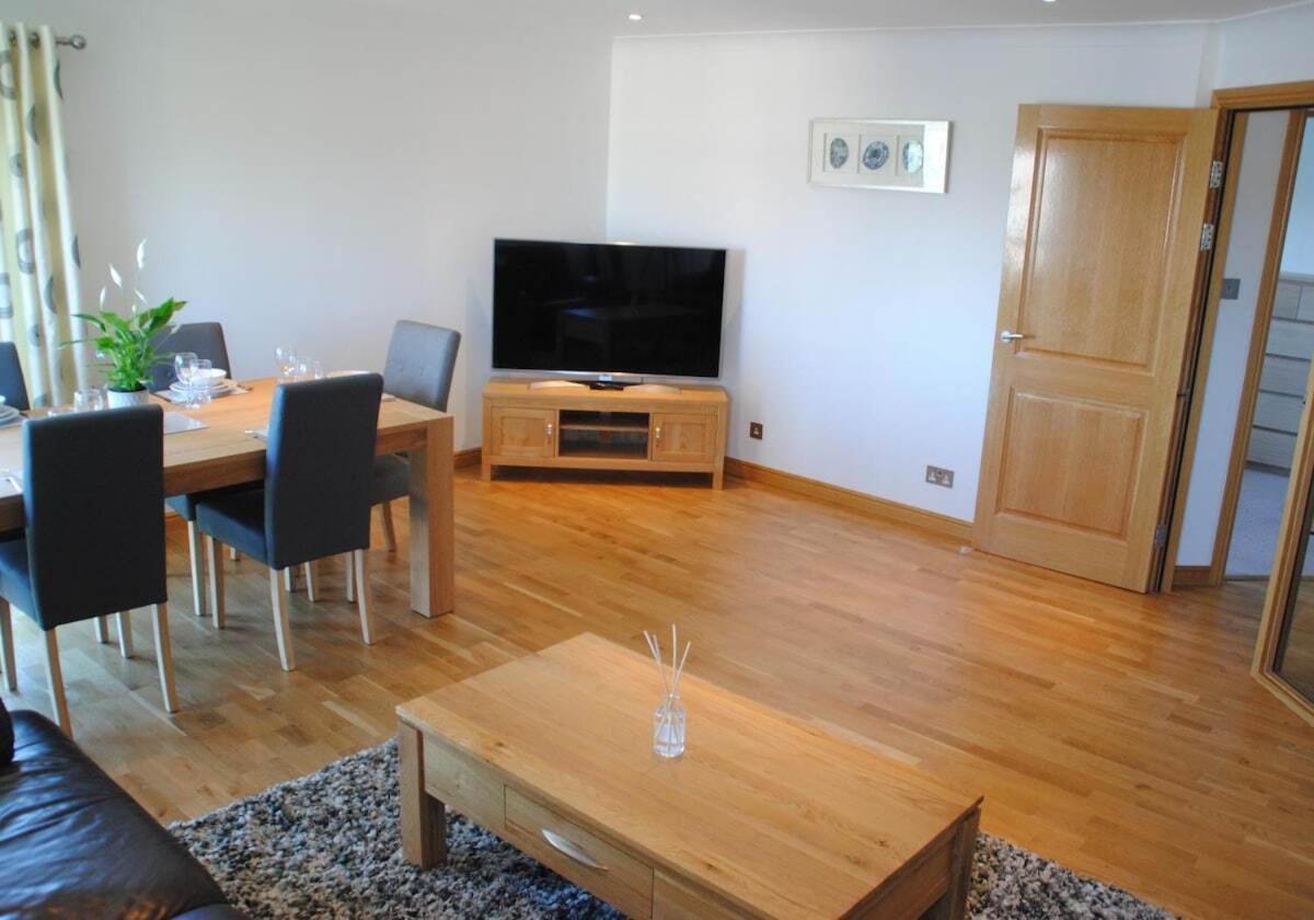 Executive 3 Bed Apartment Aberdeen Esterno foto